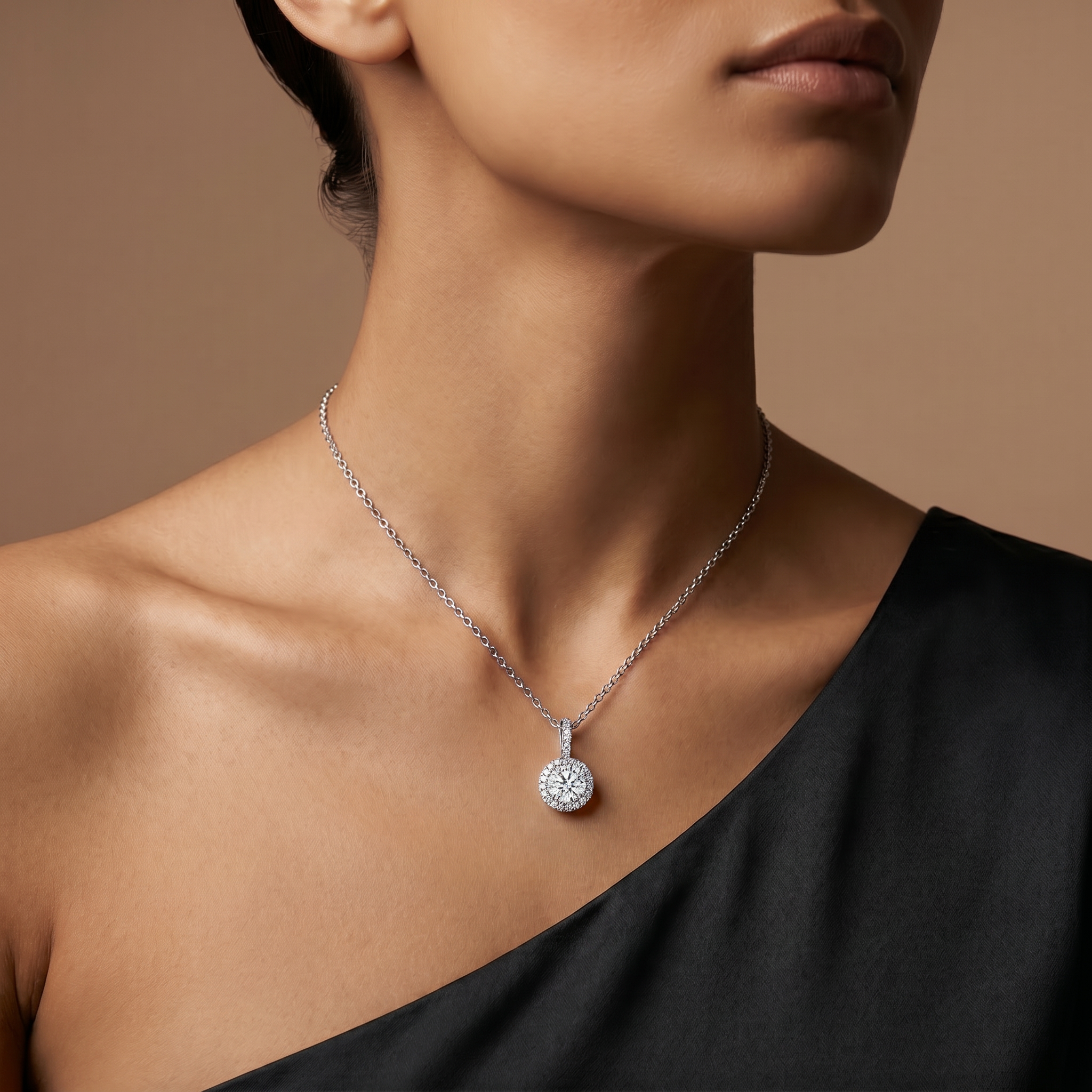 Round Diamond Halo Pendant
